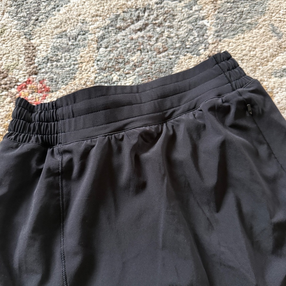 Lululemon 4 black hotty hot active skort skirt w/ shorts - Picture 10 of 11